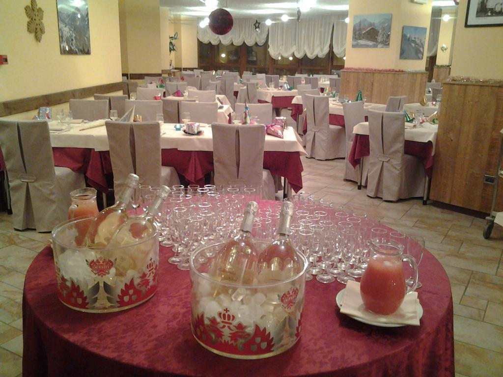Hotel Relais Des Alpes Саузе-д'Ульс Экстерьер фото